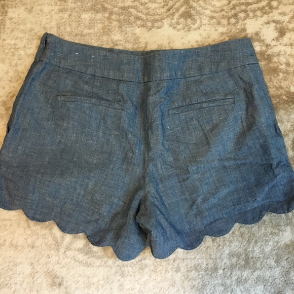 LAST CALL! LOFT Scalloped Hem Chambray Shorts - Picture 4 of 7